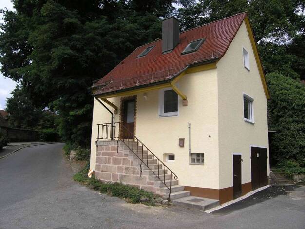 Einfamilienhaus zur Miete 930 € 3 Zimmer 85 m² Buchschwabach Roßtal 90574