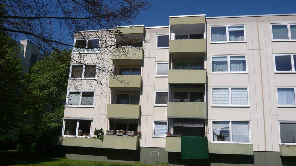 Wohnung zum Kauf 129.000 € 2,5 Zimmer 80 m² 2. Geschoss frei ab sofort Laatzen-Mitte Laatzen 30880