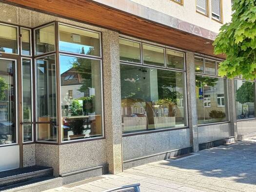 Ladenfläche zum Kauf 170.000 € 5 Zimmer Fischamend 2401