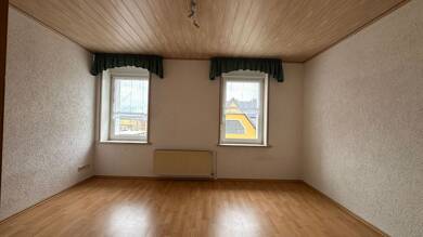 Haus zur Miete 1.200 € 8 Zimmer 190 m² 160 m² Grundstück frei ab 01.08.2025 Wintersdorf Meuselwitz 04610