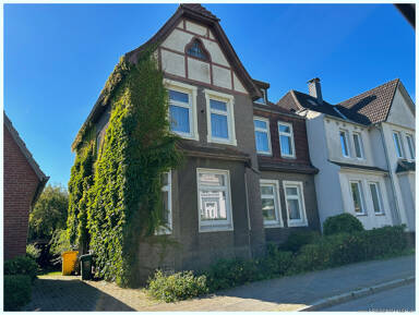 Stadthaus zum Kauf 249.000 € 8 Zimmer 200 m² 723 m² Grundstück Husum Husum 25813