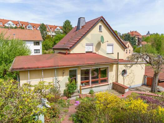 Einfamilienhaus zum Kauf 199.800 € 8 Zimmer 100 m² 1.755 m² Grundstück Eisenberg Eisenberg 07607