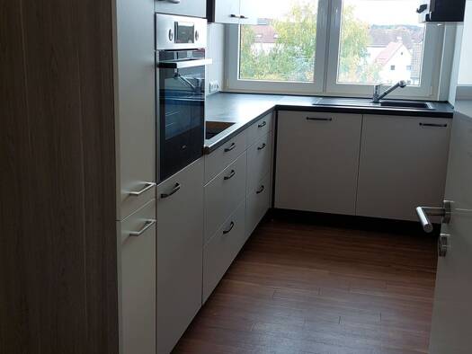 Wohnung zur Miete 1.100 € 3 Zimmer 81 m² Geschoss 3/5 frei ab 01.12.2025 Waldbüttelbrunn 97297