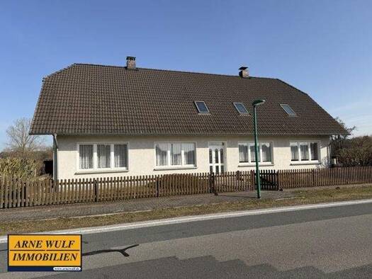 Einfamilienhaus zum Kauf 225.000 € 4 Zimmer 142,8 m² 6.962 m² Grundstück Matzlow Matzlow-Garwitz 19372