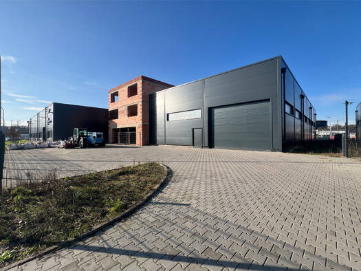Lagerhalle zur Miete 8.500 € 835 m² Lagerfläche Malstatt Saarbrücken 66115