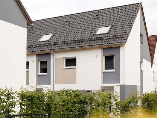 Reihenmittelhaus zum Kauf - Neubau provisionsfrei 659.000 € 5 Zimmer 108 m² 77 m² Grundstück Hermann-Löns-Straße Oßweil Ludwigsburg 71640