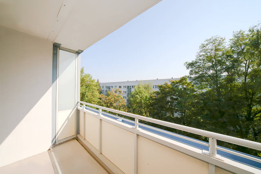 Wohnung zur Miete 293 € 3 Zimmer 61,8 m²<br/>Wohnfläche 3.<br/>Geschoss ab sofort<br/>Verfügbarkeit Novalisstraße 22 Lutherstadt Eisleben Eisleben 06295