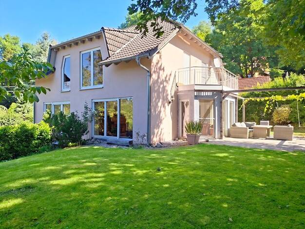 Einfamilienhaus zum Kauf 750.000 € 7 Zimmer 241 m² 1.895 m² Grundstück Täferrot Täferrot 73527