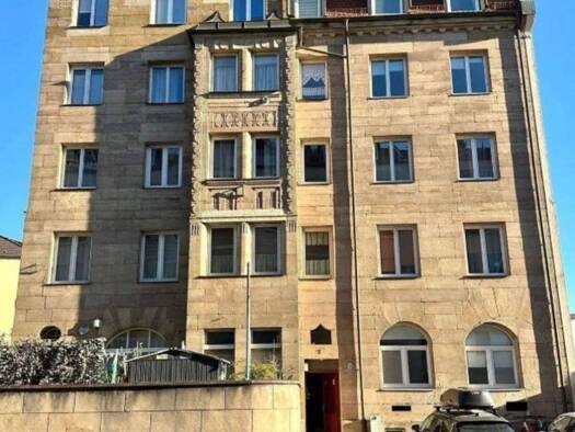 Mehrfamilienhaus zur Versteigerung als Kapitalanlage geeignet 1.970.000 € 28 Zimmer 922,6 m² 343 m² Grundstück Südstadt Fürth 90763