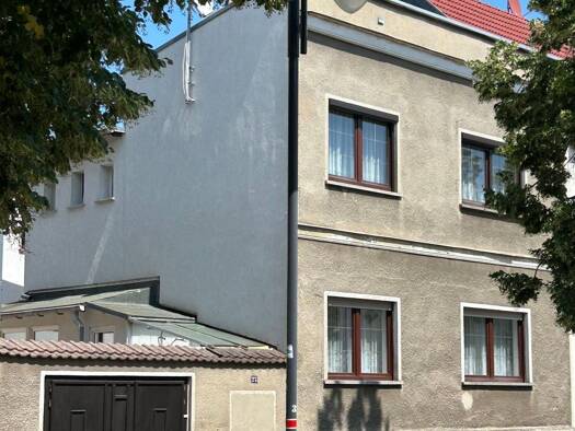 Stadthaus zum Kauf 139.000 € 5 Zimmer 115 m² 347 m² Grundstück frei ab sofort Dessauer Straße 27 Zerbst Zerbst/Anhalt 39261