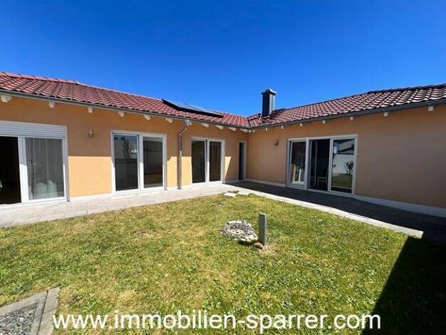 Bungalow zum Kauf 429.000 € 4 Zimmer 116 m² 658 m² Grundstück frei ab sofort Irchenrieth 92699