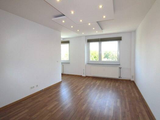 Wohnung zur Miete 386 € 2 Zimmer 45,6 m² 3. Geschoss frei ab 01.02.2026 Zingster Straße 18 Lausen-Grünau Leipzig 04207