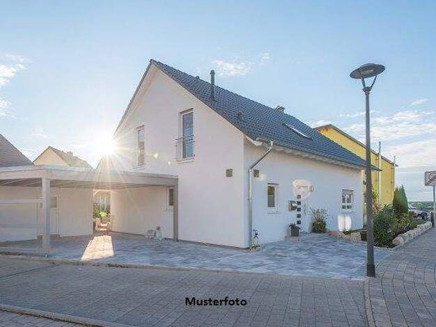 Doppelhaushälfte zum Kauf 444.600 € 6 Zimmer 523 m² 1.318 m² Grundstück Bergheim Duisburg 47228