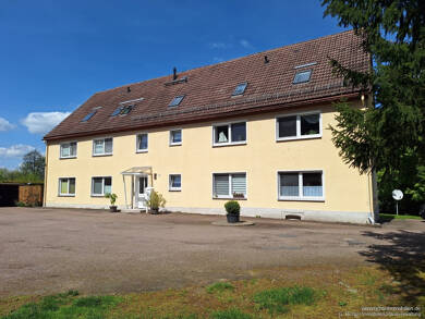 Wohnung zur Miete 315 € 2 Zimmer 54 m² Dachgeschoss, EG Mörnerstraße 85 Neukirchen Reinsberg / Neukirchen 09629