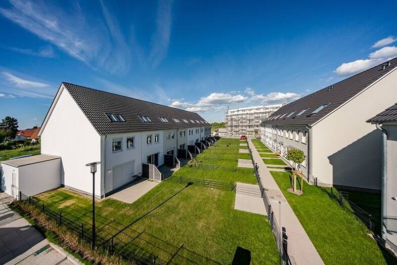 Reihenmittelhaus zur Miete 2.153 € 5 Zimmer 124,4 m² frei ab sofort Am Dörferweg 32 Falkenberg Berlin 13057