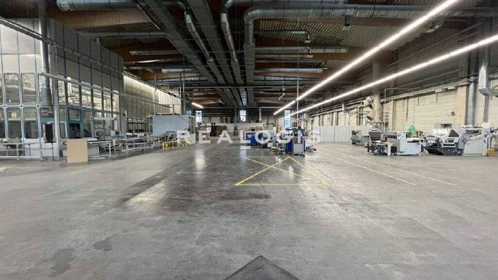 Halle/Industriefläche zur Miete 7.330 m² Lagerfläche teilbar ab 7.330 m² Wedel 22880