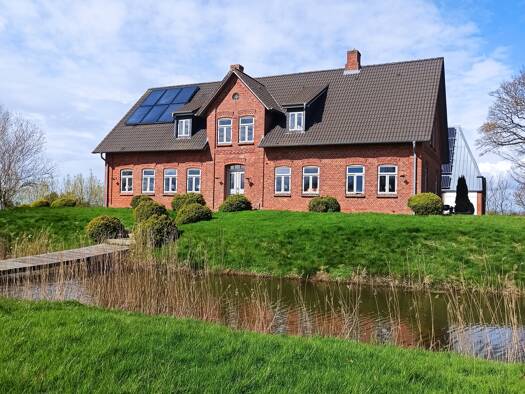 Einfamilienhaus zum Kauf 1.390.000 € 11 Zimmer 380 m² 10.006 m² Grundstück Neukirchen 25927