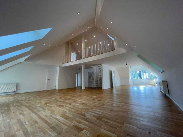 Maisonette zur Miete 1.495 € 4,5 Zimmer 193 m² 1. Geschoss frei ab 01.11.2025 Bergstraße 16 Carlsberg 67316
