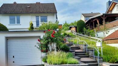 Einfamilienhaus zum Kauf 250.000 € 3 Zimmer 82 m² 669 m² Grundstück Bad Hersfeld Bad Hersfeld 36251