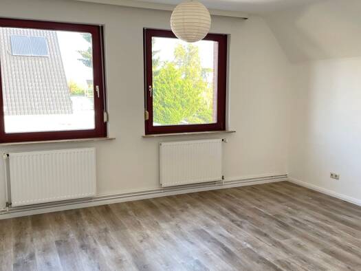 Doppelhaushälfte zur Miete 1.100 € 4 Zimmer 102 m² frei ab sofort Rotenburg Rotenburg 27356