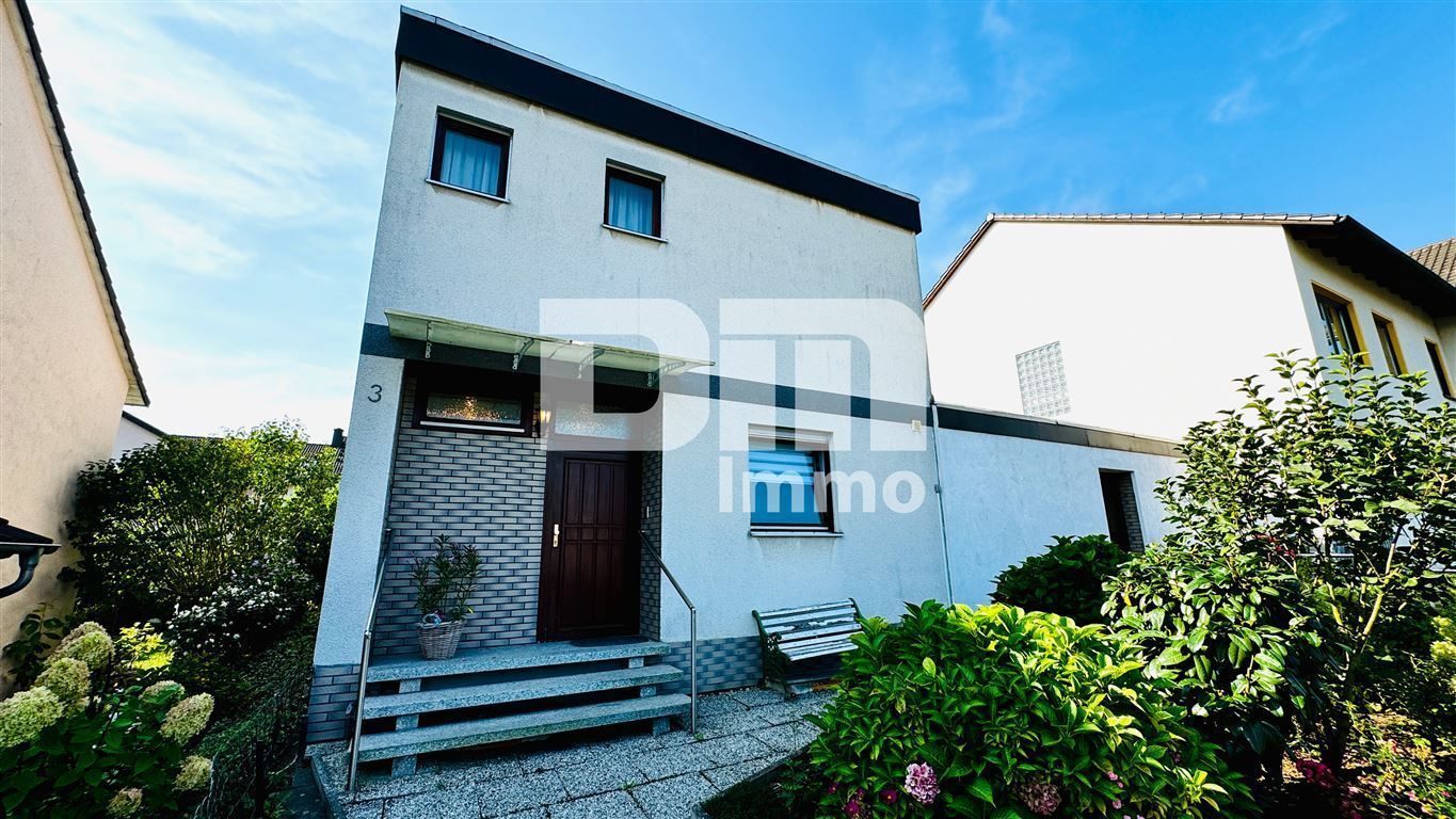 Einfamilienhaus zum Kauf 299.000 € 5 Zimmer 130,7 m²<br/>Wohnfläche 650 m²<br/>Grundstück Vollmarshausen Lohfelden 34253