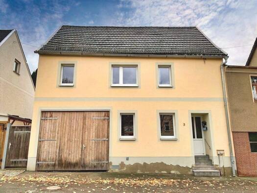 Einfamilienhaus zum Kauf 39.000 € 5 Zimmer 95 m² 200 m² Grundstück frei ab sofort Reichenbach 08468