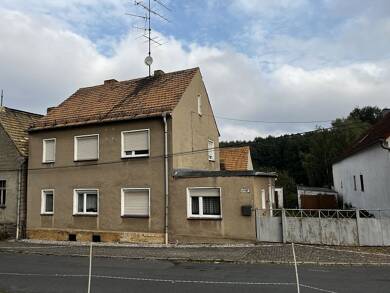 Einfamilienhaus zum Kauf 119.000 € 8 Zimmer 150,3 m² 1.021 m² Grundstück Dahlenberg Trossin 04880