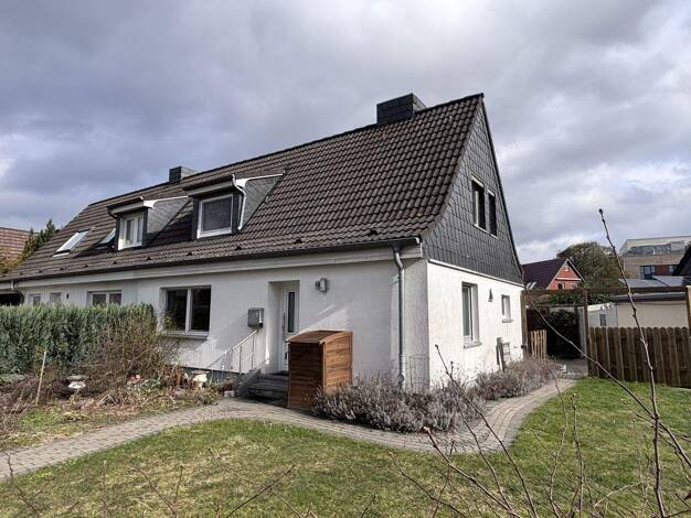 Doppelhaushälfte zum Kauf 340.000 € 5 Zimmer 99 m² 337 m² Grundstück Wilhelm-Ivens-Weg 4B Altheikendorf Heikendorf 24226