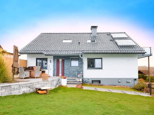 Einfamilienhaus zum Kauf 385.000 € 9 Zimmer 245 m² 925 m² Grundstück Leopoldstal Horn-Bad Meinberg / Leopoldstal 32805