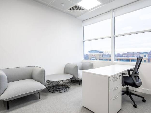 Büro-/Praxisfläche zur Miete 939 € 8 m² Bürofläche teilbar von 8 m² bis 50 m² Brüsseler Straße 1-3 Gallus Frankfurt am Main 60528