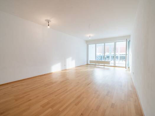 Wohnung zur Miete 931 € 3 Zimmer 82,2 m² EG frei ab 01.11.2026 Neustadtl an der Donau 3323