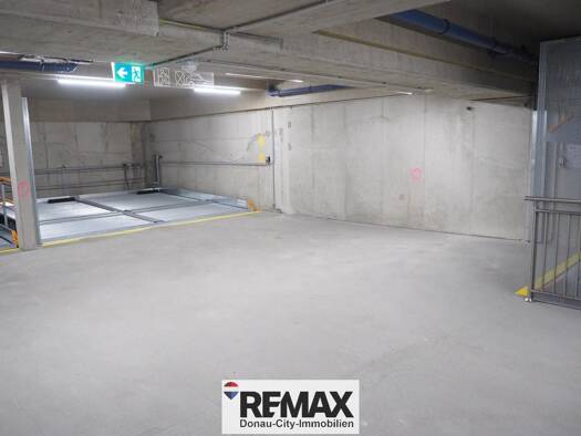Garage zur Miete 117 € Währing 1180