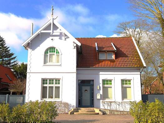 Villa zum Kauf 449.000 € 9 Zimmer 280 m² 933 m² Grundstück Wittmund 26409