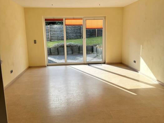 Terrassenwohnung zum Kauf 129.600 € 3 Zimmer 81 m² Scharnhorststraße 5 Alfeld Alfeld (Leine) 31061