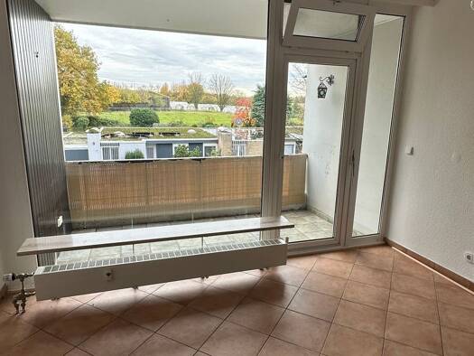 Wohnung zur Miete 1.140 € 4 Zimmer 97 m² Geschoss 2/3 frei ab sofort Hubbelrath Düsseldorf 40629