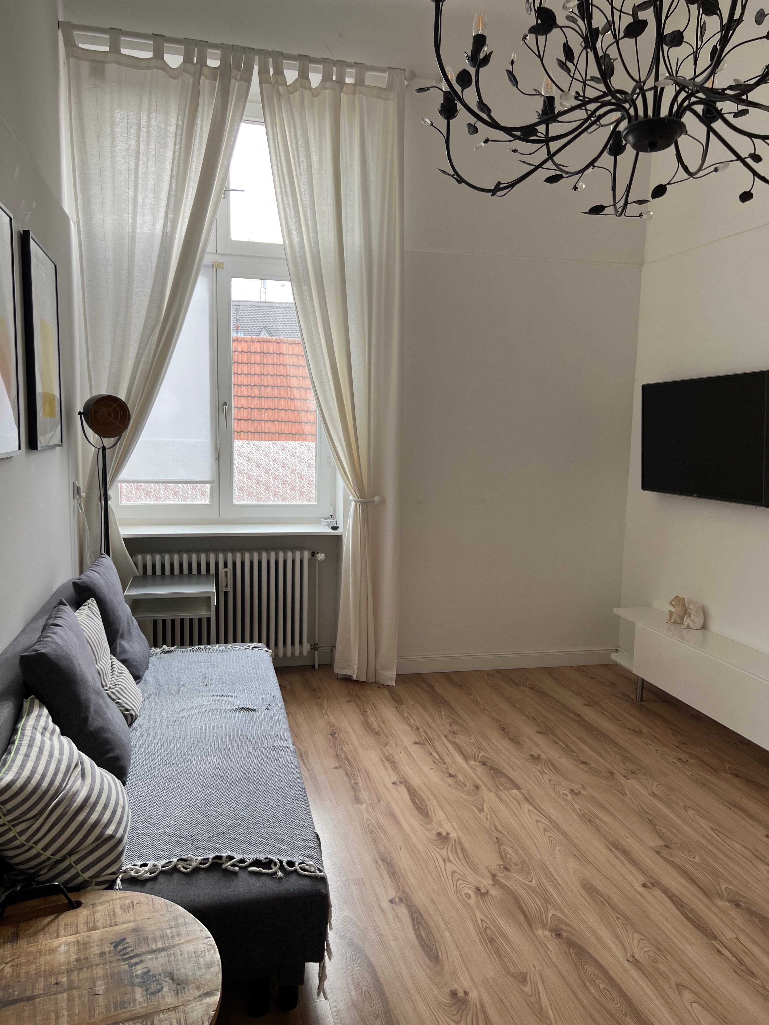 Studio zur Miete 950 € 1,5 Zimmer 52 m²<br/>Wohnfläche 2.<br/>Geschoss St. Johanner Markt Saarbrücken 66111