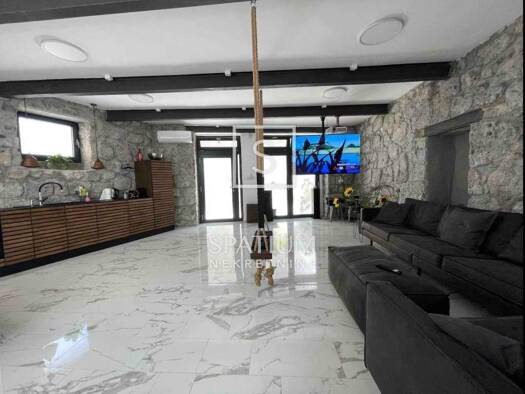 Büro zur Miete 1.600 € 2 Zimmer Opatija - Centar, Opatija Centar