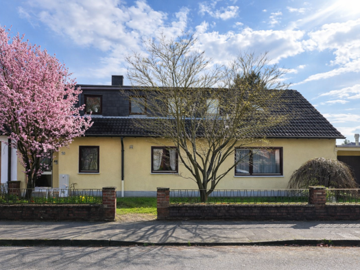 Haus zum Kauf 494.000 € 9 Zimmer 280 m² 618 m² Grundstück frei ab 31.07.2026 Emst Hagen 58093