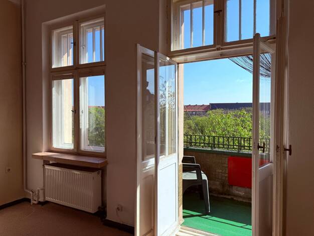 Wohnung zum Kauf 449.000 € 3 Zimmer 92,6 m² 4. Geschoss Goslarer Platz 5 Charlottenburg Charlottenburg-Wilmersdorf 10589