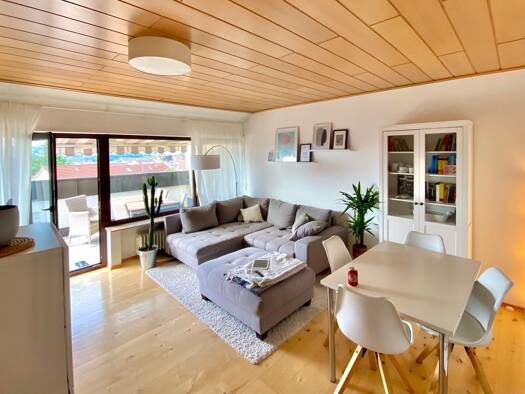 Wohnung zur Miete 765 € 2,5 Zimmer 60 m² Geschoss 2/3 frei ab 01.10.2026 Backnang 71522