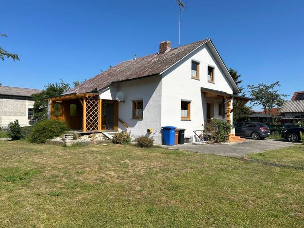 Einfamilienhaus zum Kauf 249.000 € 5 Zimmer 100,4 m² 587 m² Grundstück Gergweis Osterhofen 94486
