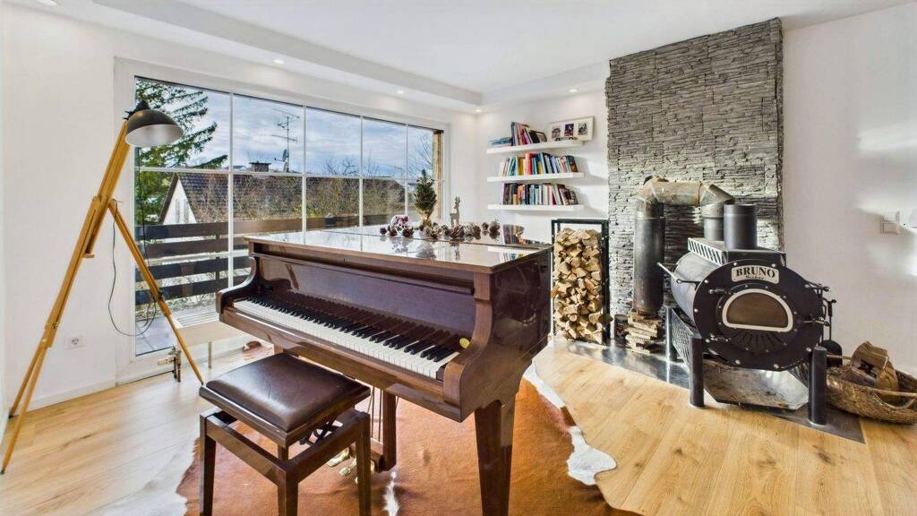 Einfamilienhaus zum Kauf 985.000 € 8 Zimmer 236,9 m² 1.125 m² Grundstück Buch 84172