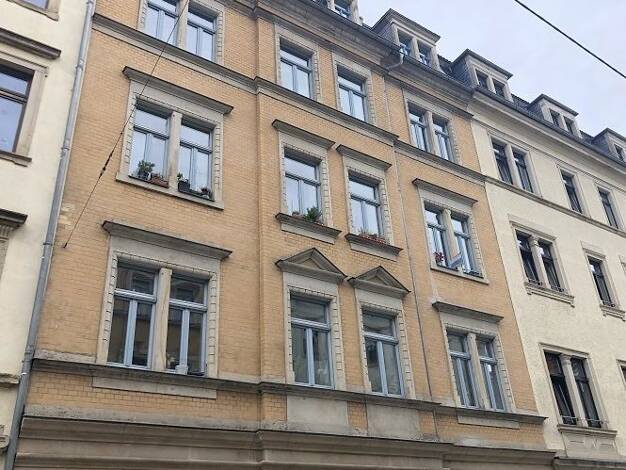 Wohnung zur Miete 395 € 2 Zimmer 43 m² 2. Geschoss frei ab 01.09.2026 Louisenstraße 75 Äußere Neustadt Dresden 01099