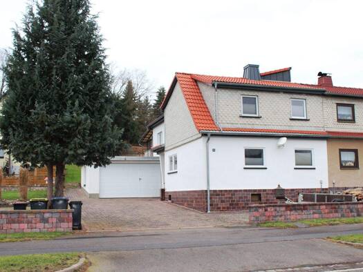 Einfamilienhaus zum Kauf 200.000 € 5 Zimmer 130 m² 1.345 m² Grundstück Breitungen/Werra 98597