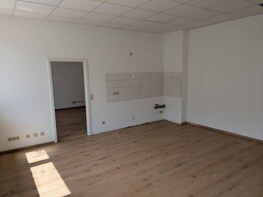Wohnung zur Miete 400 € 2 Zimmer 55 m² frei ab sofort Sulzbach Sulzbach/Saar 66280