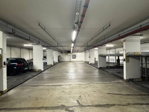 Tiefgarage zur Miete provisionsfrei 50 € 10 m² Lutherstraße 9 Neustadt-Neuschönefeld Ost 04315