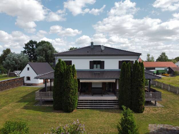 Einfamilienhaus zum Kauf 1.290.000 € 7 Zimmer 220 m² 2.860 m² Grundstück Gaden Pförring 85104