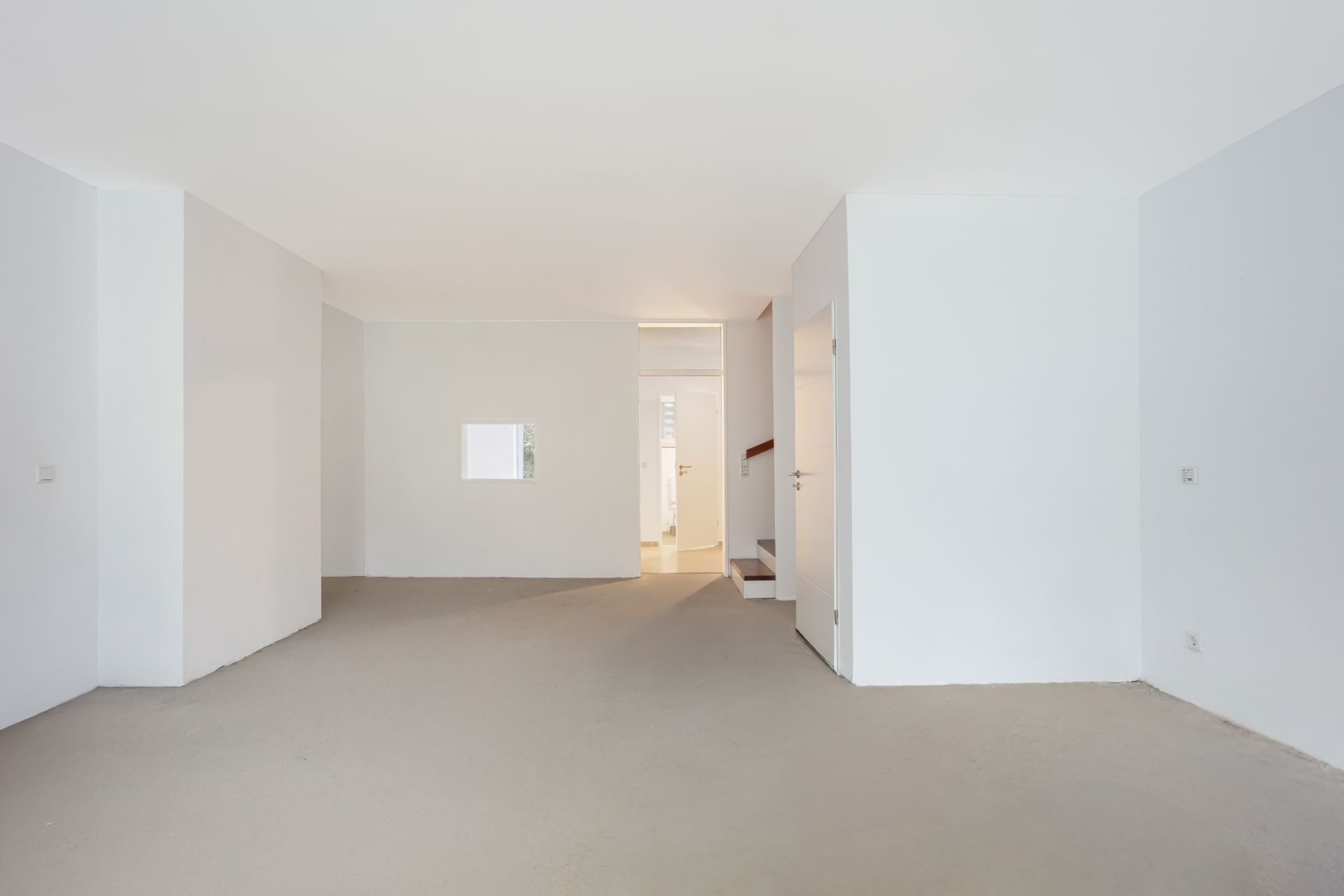 Reihenmittelhaus zum Kauf 598.000 € 5 Zimmer 146 m²<br/>Wohnfläche 182 m²<br/>Grundstück Eller Düsseldorf 40229