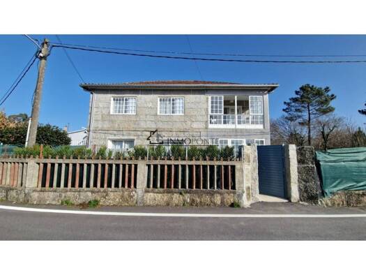 Villa zum Kauf 440.000 € 4 Zimmer 424 m² 1.412 m² Grundstück Pontevedra 36164