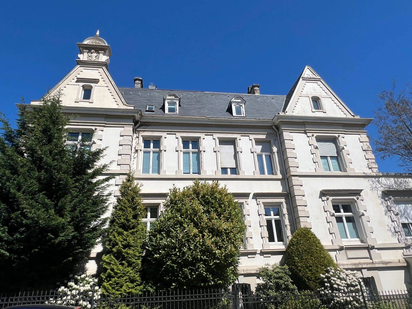 Villa zum Kauf - Mehr